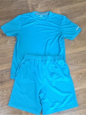 Athletic Works Teal Short Sleeve Tee with Gray Neck Trim